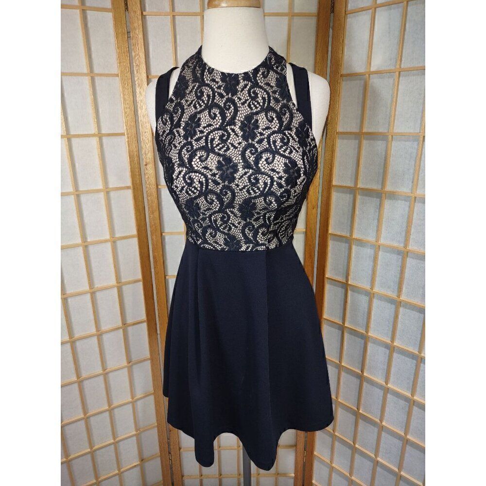 TeezeMe Sz 1/2 Lace Halter Dress